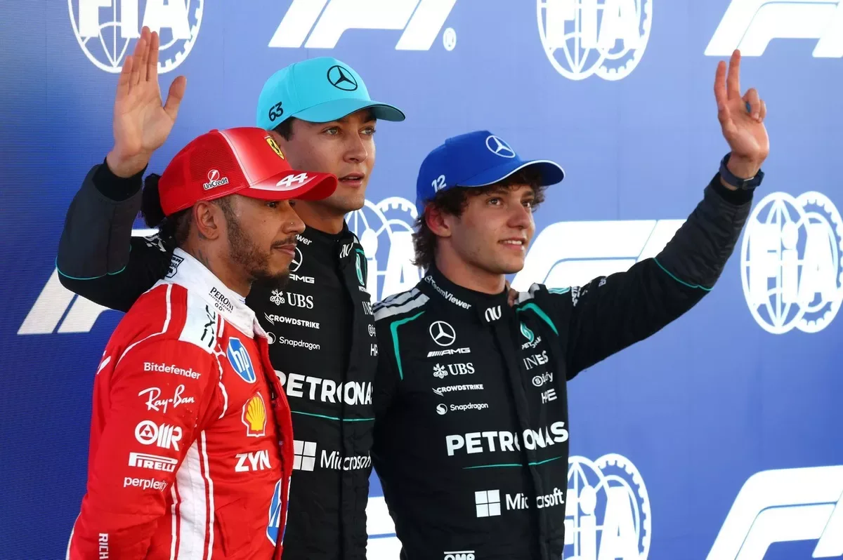Top 3 qualifications GP Barcelone 2026 — Hamilton, Russell, Antonelli